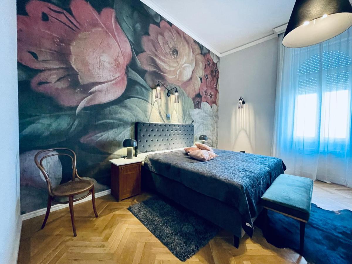 Yacht Club Apartman